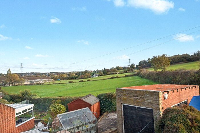 3 Bedroom Bungalow For Sale In Lindale Garth, Kirkhamgate, Wakefield, West Yorkshire, WF2