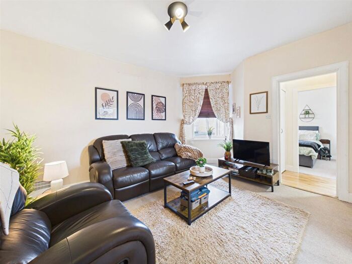 1 Bedroom Flat For Sale In Flat, High Street, Perth, PH1