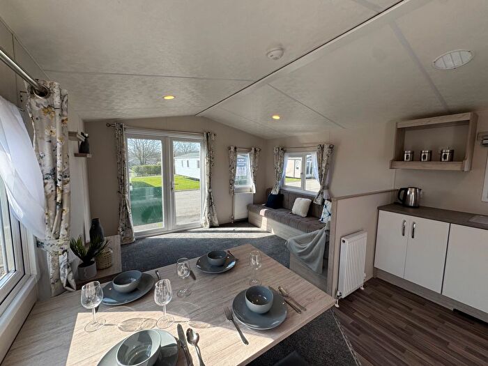 2 Bedroom Mobile/park Home For Sale In Stowford Farm Meadows, Berry Down Combe Martin, Ilfracombe, EX34