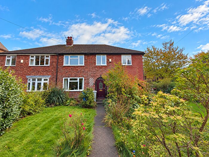 4 Bedroom Semi-Detached House For Sale In Broad Road, Sale, M33