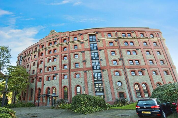 2 Bedroom Apartment For Sale In Llansannor Drive, Cardiff, CF10