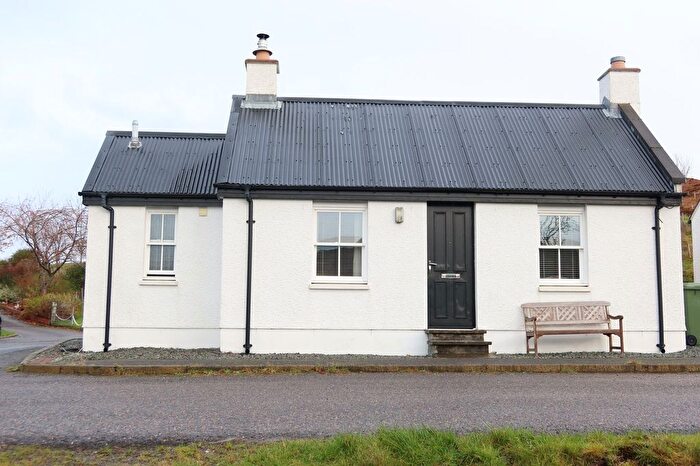 2 Bedroom Detached House For Sale In Duirinish, Kyle Of Lochalsh, IV40