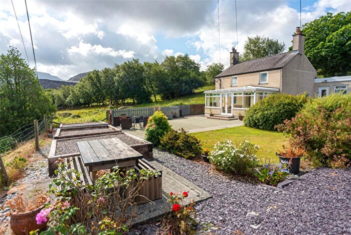 3 Bedroom Detached House For Sale In Coed Y Parc, Bethesda, Bangor, Gwynedd, LL57