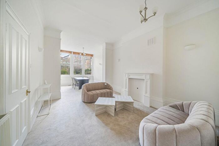 1 Bedroom Flat To Rent In Finborough Road, Chelsea, London, SW10