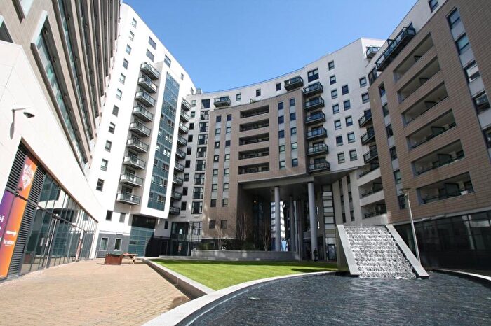 1 Bedroom Flat To Rent In Gateway South, Marsh Lane, Leeds, LS9