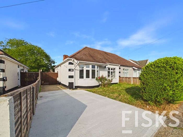2 Bedroom Semi-Detached Bungalow To Rent In Eastern Avenue, Benfleet, SS7