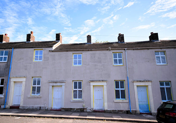2 Bedroom Terraced House To Rent In Garden Street, Etterby, CA3