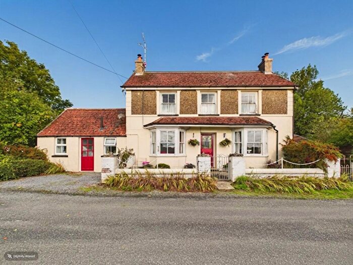 4 Bedroom Detached House For Sale In Crosslanes, Kilgetty, SA68
