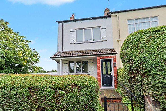 3 Bedroom End Of Terrace House To Rent In School Street, Golborne, WA3
