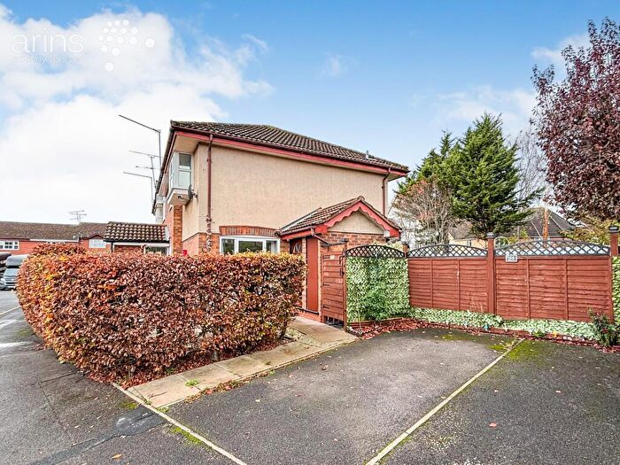 1 Bedroom Terraced House To Rent In Lysander Close, Woodley, RG5
