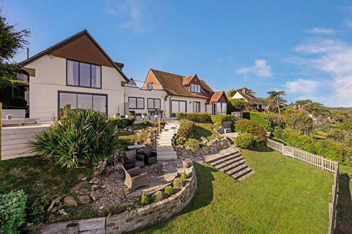 3 Bedroom Detached House For Sale In St. Margaret's Bay, CT15