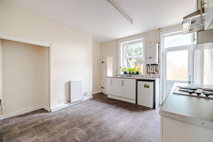 2 Bedroom Terraced House For Sale In Ousegate, Selby, North Yorkshire, YO8