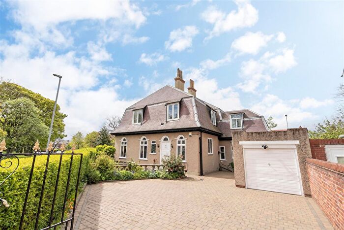 4 Bedroom Detached House For Sale In Park View, Blyth, NE24