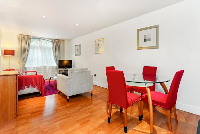 1 Bedroom Apartment To Rent In Pepys Street London, EC3N