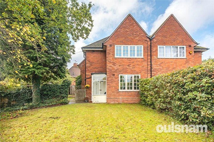 3 Bedroom Semi-Detached House For Sale In Woodlands Park Road, Bournville, Birmingham, B30