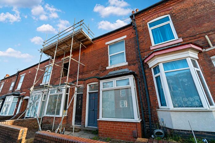 4 Bedroom Terraced House To Rent In Winnie Road, Birmingham, B29