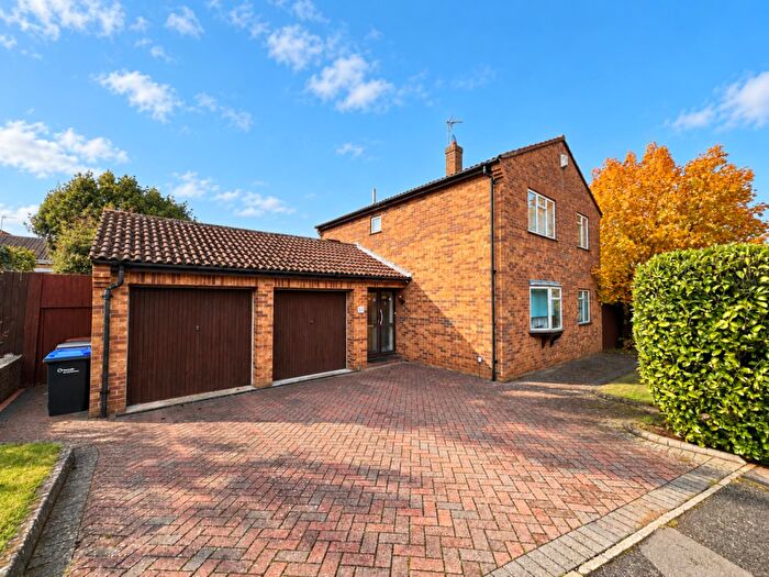 4 Bedroom Detached House For Sale In Strawberry Hill, Berrydale, Northampton, NN3