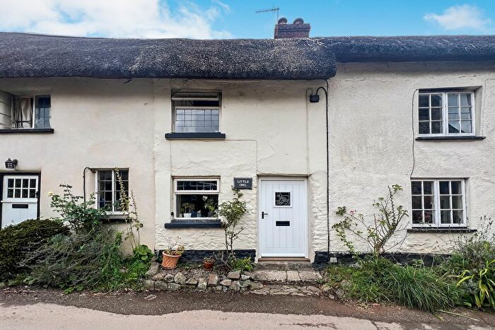 1 Bedroom Cottage For Sale In Knowstone, Knowstone, South Molton, EX36