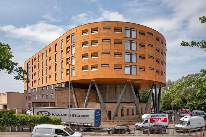 2 Bedroom Flat For Sale In Kingsway, Lancaster, LA1
