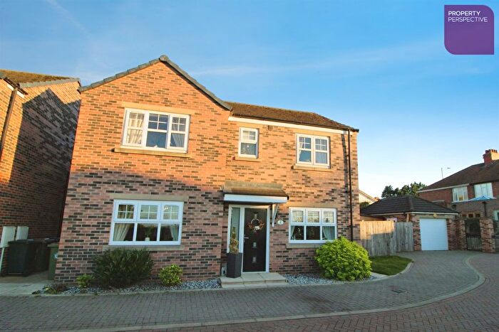 4 Bedroom Detached House For Sale In Lyndhurst Gardens, TS7