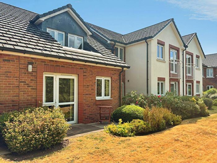 1 Bedroom Retirement Property For Sale In Hollyfield Road, Sutton Coldfield, B75