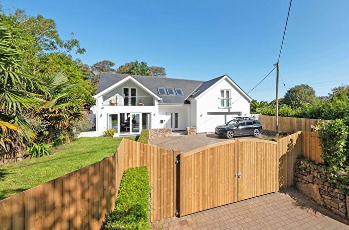 4 Bedroom Detached House For Sale In Trelyon Avenue, St. Ives, Cornwall, TR26