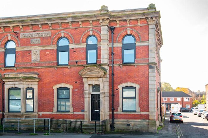 2 Bedroom Flat To Rent In Golden Hill, Leyland, PR25