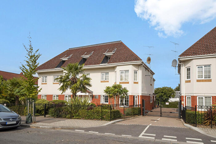 2 Bedroom Flat For Sale In Gibbs Green, Edgware, HA8
