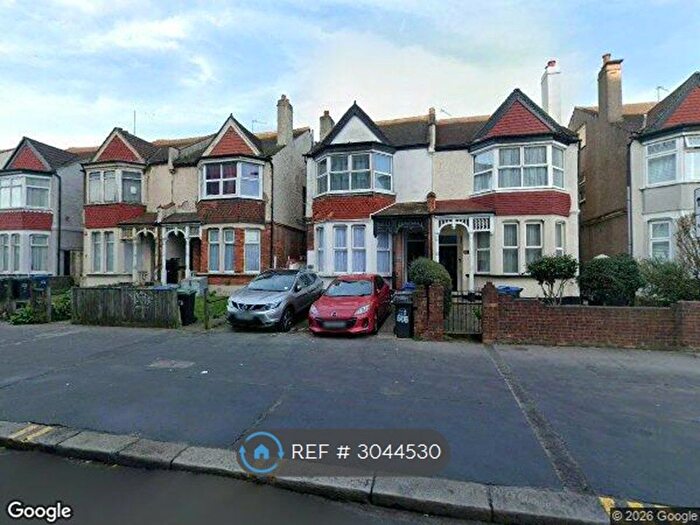 Studio To Rent In Brighton Road, Purley, CR8