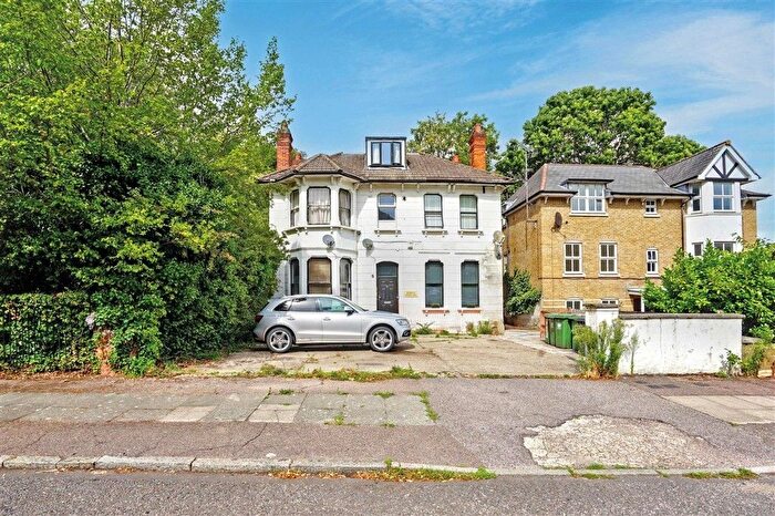2 Bedroom Flat For Sale In Longton Avenue, Lewisham, SE26