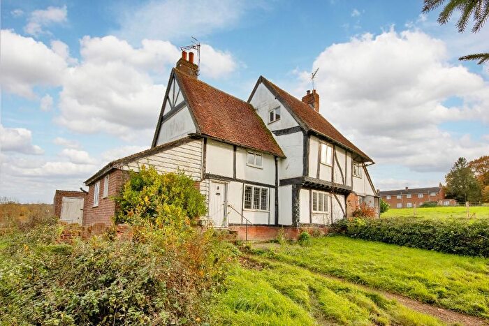 3 Bedroom Semi-Detached House For Sale In Little Pattenden Cottages, Bedgebury Road, Goudhurst, Kent, TN17