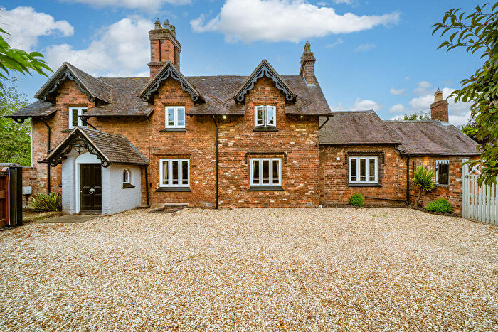 4 Bedroom Detached House For Sale In Furlong Cottage, Hall Lane, Hagley, DY9