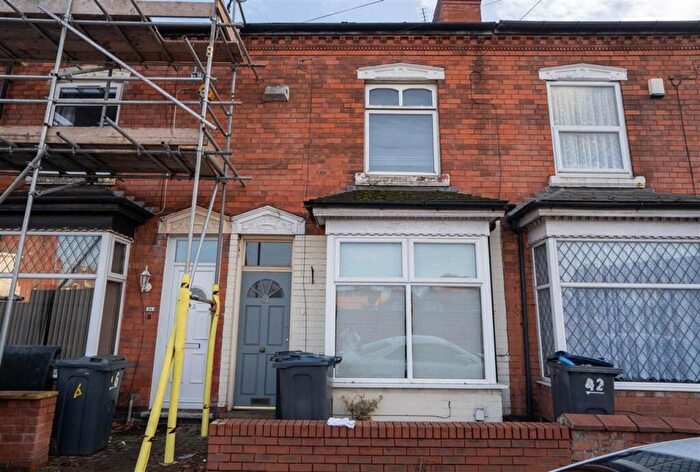 3 Bedroom Terraced House For Sale In Harvey Road, Birmingham, B26