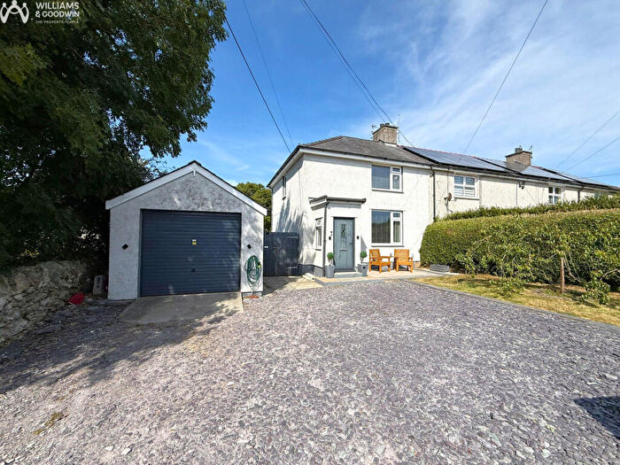 3 Bedroom End Of Terrace House For Sale In Maes Merddyn, Carreglefn, Anglesey, LL68