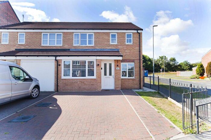 3 Bedroom Semi-Detached House For Sale In Springbank, Peterlee, SR8