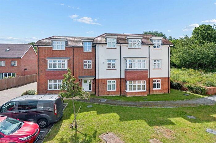 2 Bedroom Apartment For Sale In Sidney Grove, Herne Bay, CT6