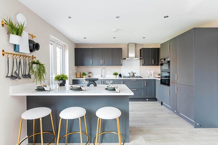 4 Bedroom Detached House For Sale In Innsworth Lane, Gloucester, GL3