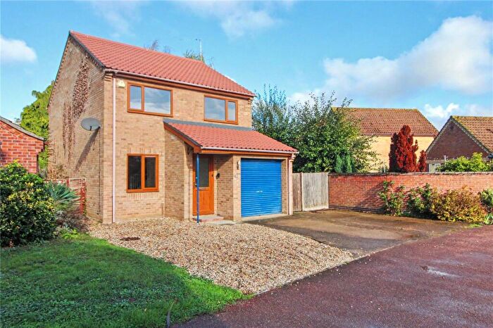 3 Bedroom Detached House For Sale In The Meadows, Thurton, Norwich, Norfolk, NR14