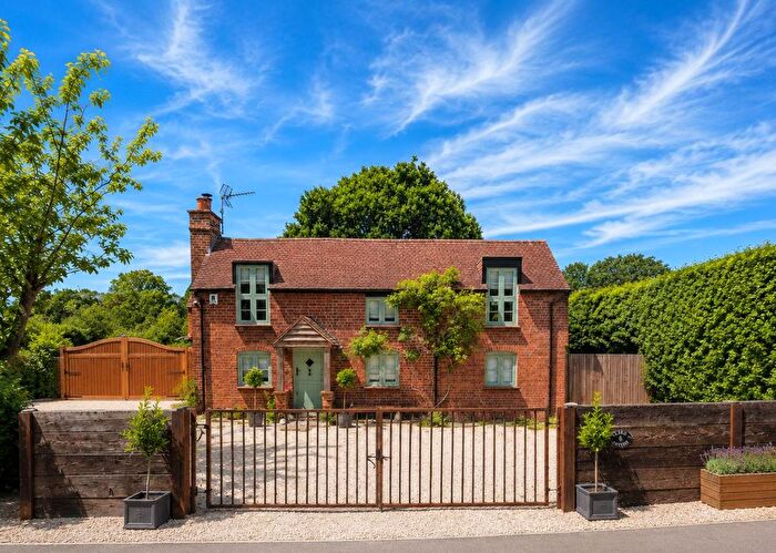 4 Bedroom Detached House For Sale In Ockham Road North, West Horsley, KT24