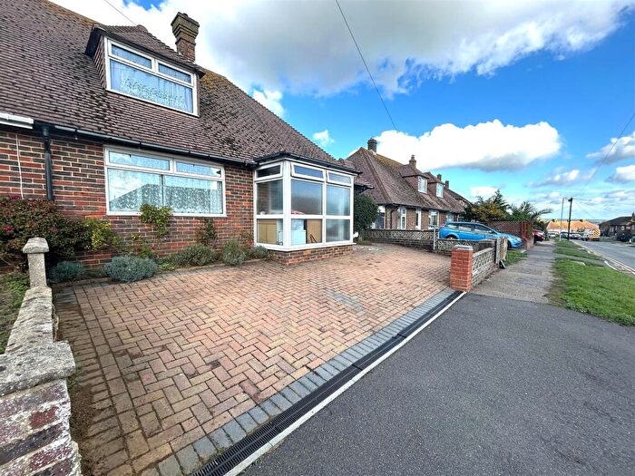 3 Bedroom Semi-Detached House For Sale In Northdown Road, Newhaven, BN9