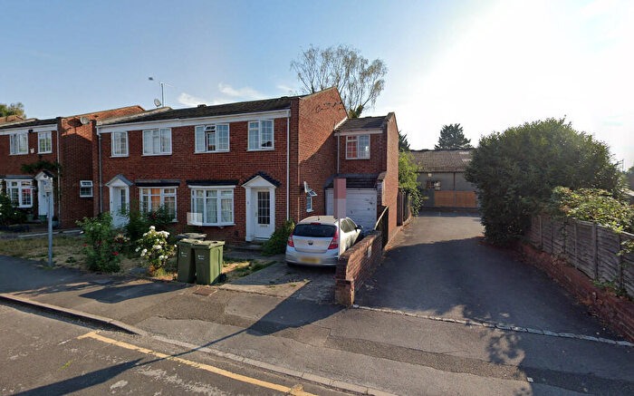 4 Bedroom End Of Terrace House To Rent In Lynwood, Guildford, GU2