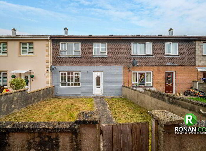 3 Bedroom Mid Terraced House For Sale In Ballycolman Estate, Strabane, BT82