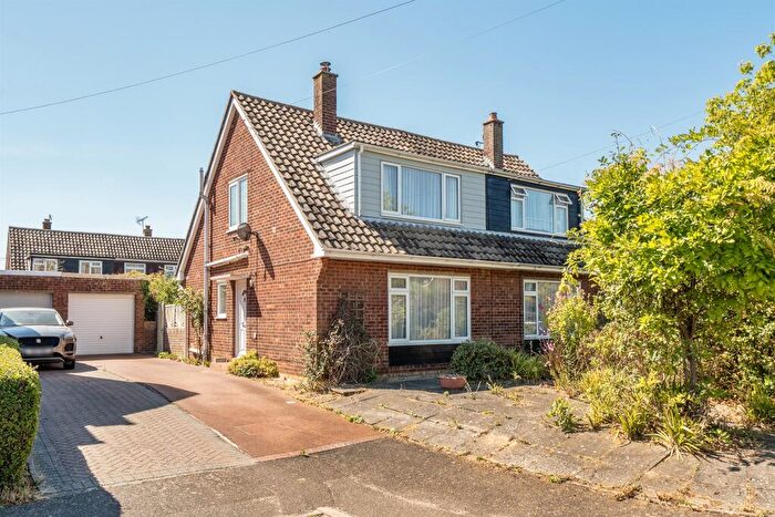 3 Bedroom Semi-Detached House For Sale In Hancocks Close, Leiston, IP16