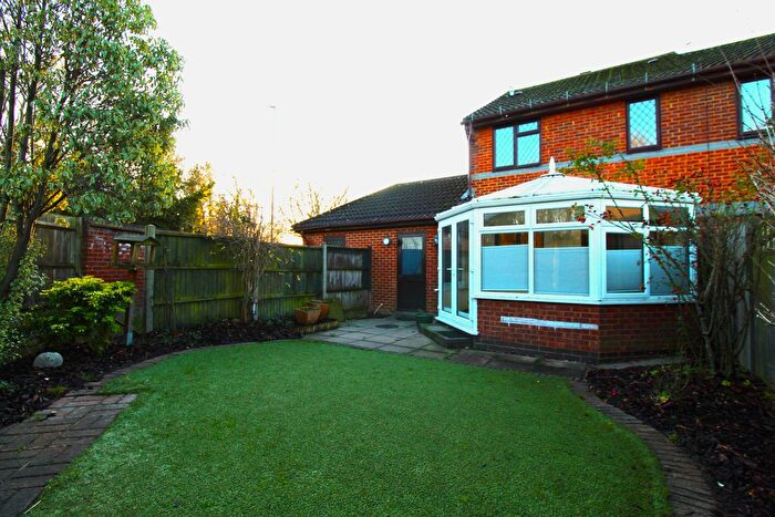 3 Bedroom Semi-Detached House To Rent In Bowers Close, Guildford, GU4