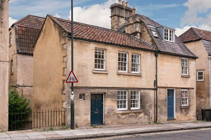 2 Bedroom House To Rent In Little Stanhope Street, BA1