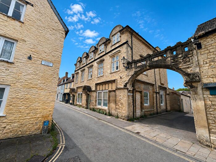 2 Bedroom Flat For Sale In Church Street, Calne, SN11