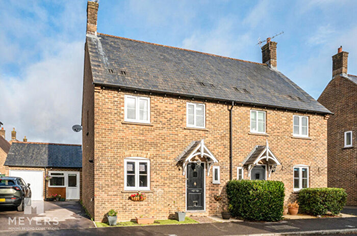 3 Bedroom Semi-Detached House For Sale In Deverel Road, Dorchester, DT2