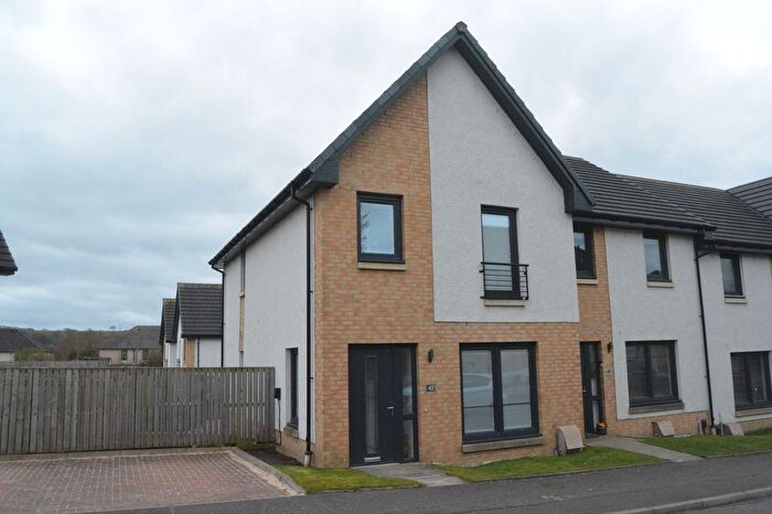 3 Bedroom End Of Terrace House For Sale In Glen Crescent, Glen Village, FK1