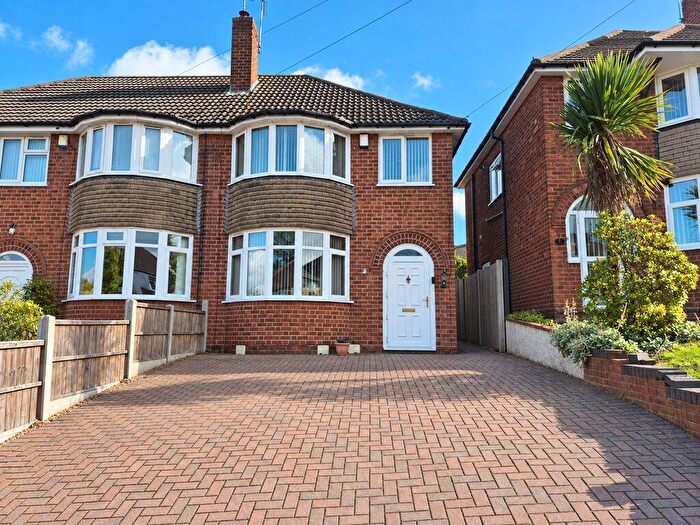 3 Bedroom Semi-Detached House To Rent In Dyas Road, Great Barr, Birmingham, B44
