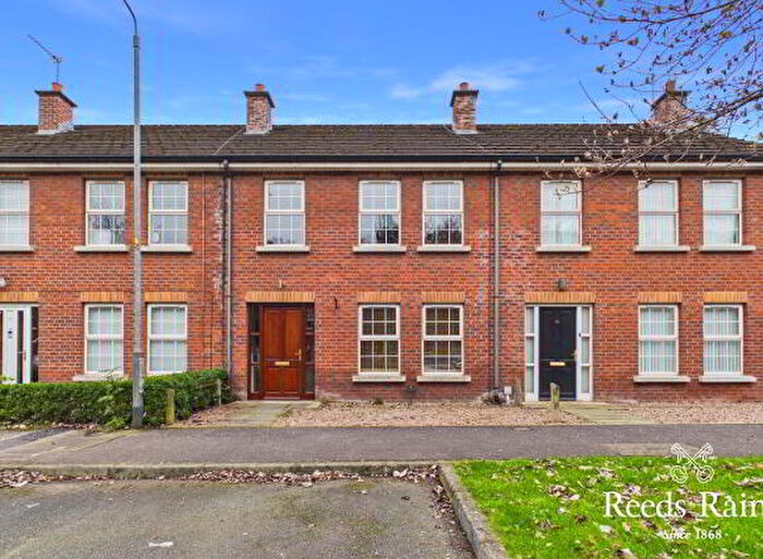 3 Bedroom Mid Terraced House To Rent In Causeway Meadows, Lisburn, BT28